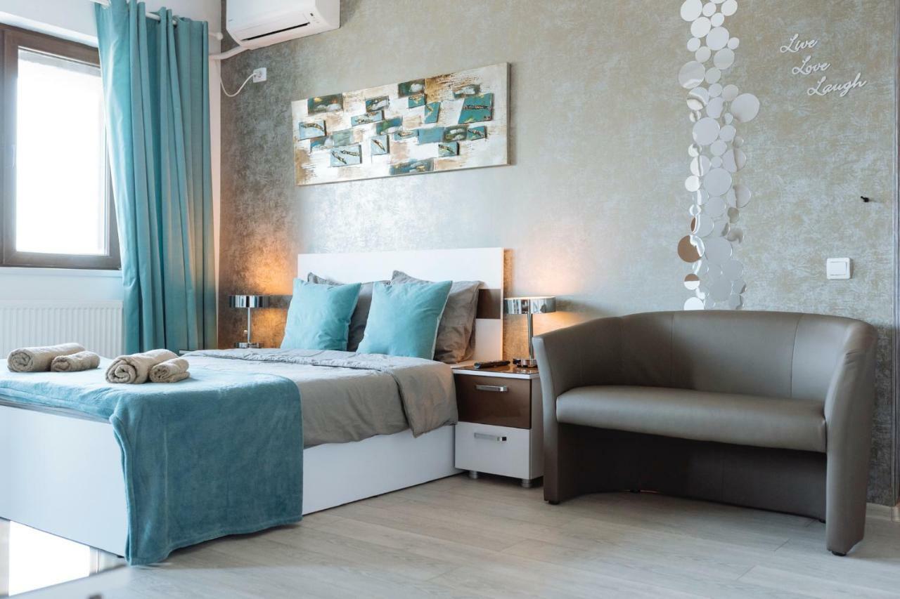 Tres Chic Double Sized Apartment Boekarest Buitenkant foto