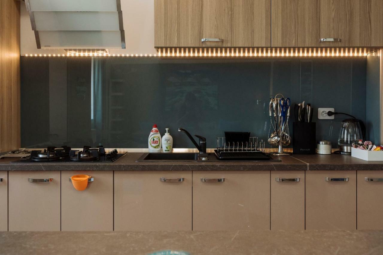 Tres Chic Double Sized Apartment Boekarest Buitenkant foto
